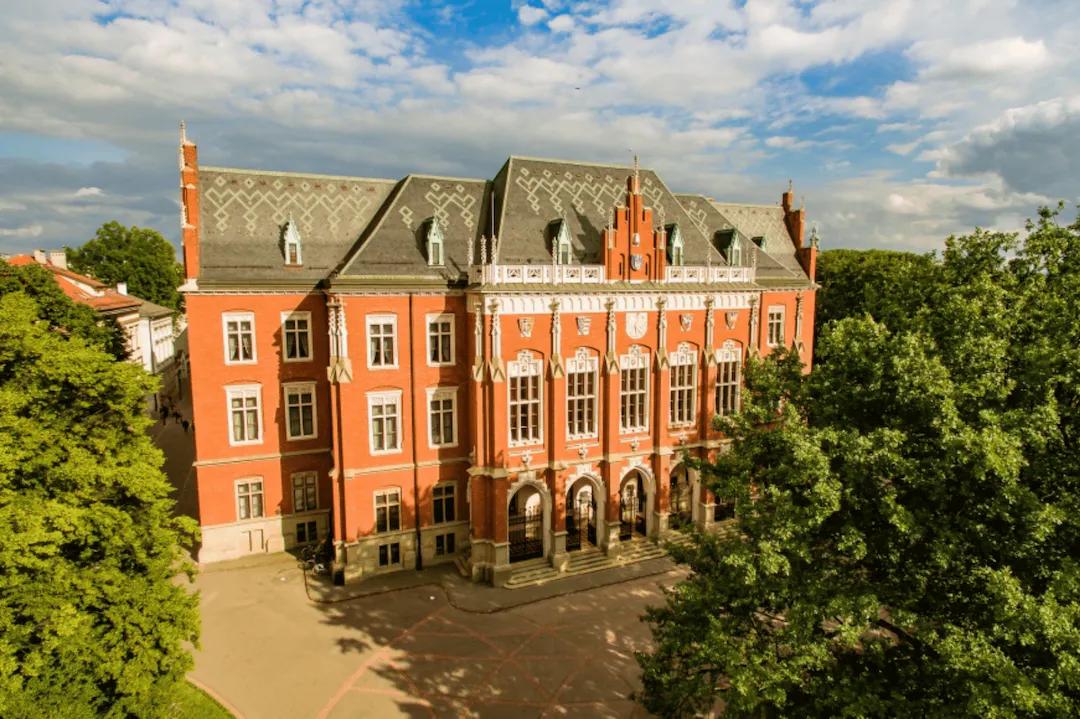 Popular Universities in Poland