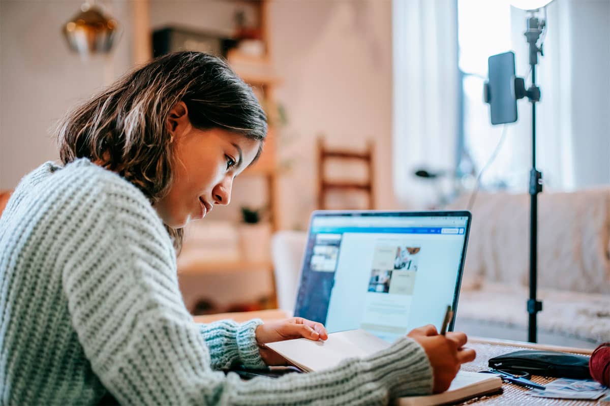 Online Education in Poland