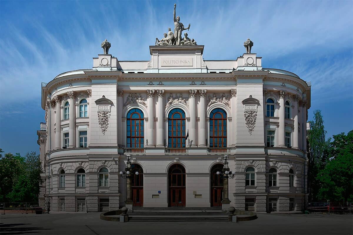Warsaw University of Technology